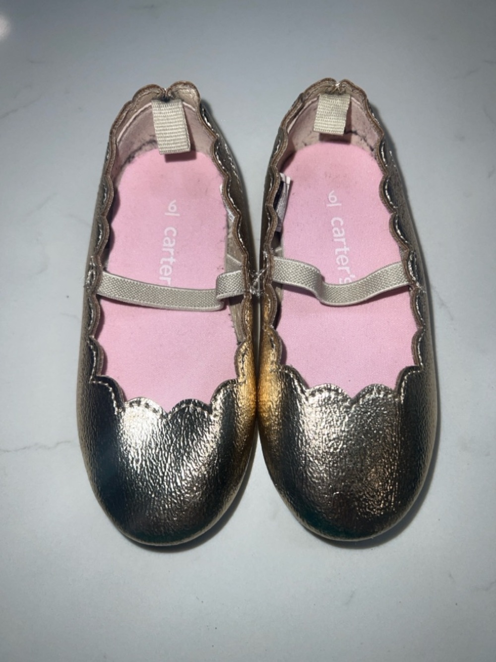 Carter’s Gold Scalloped Mary Jane Flats | Toddler Size 6